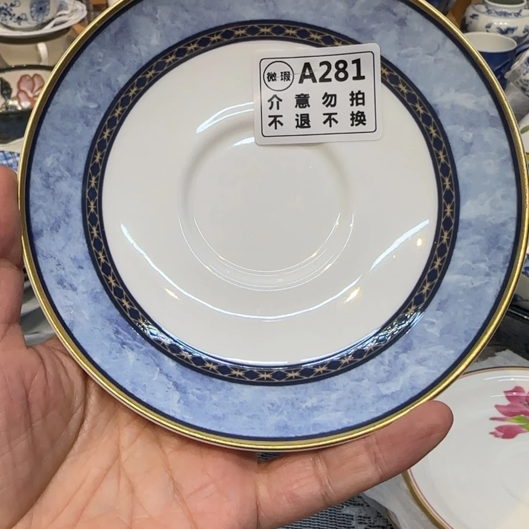 咖啡杯里的咖啡是我的最爱了吧
