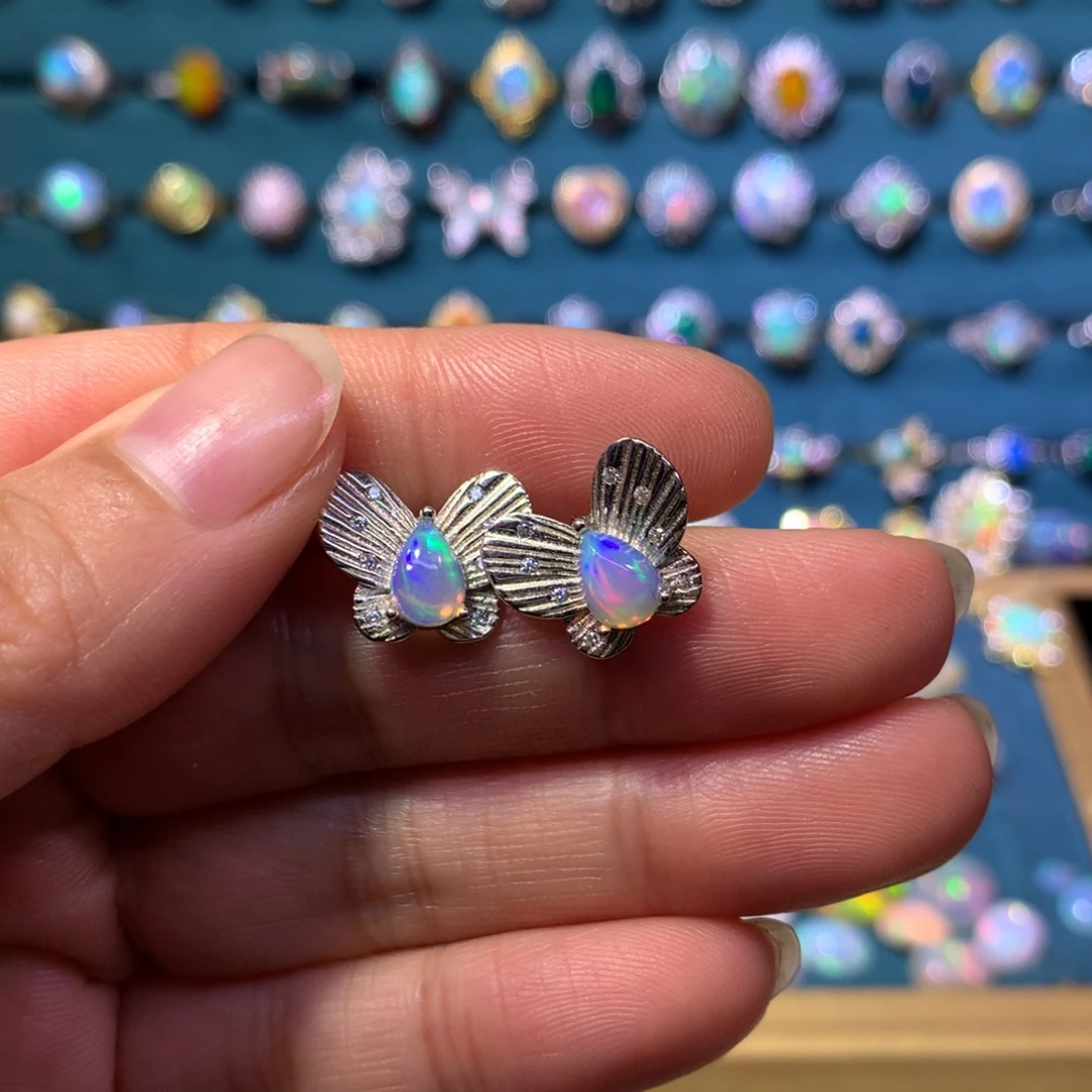 欧泊银S925镶嵌耳饰款