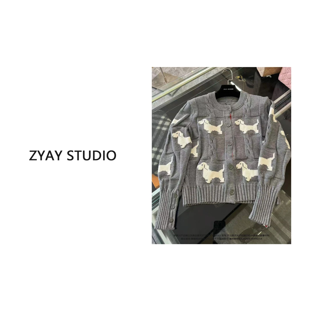 【ZYAY STUDIO】99901小狗家时尚秋冬新款圆领开衫针织长袖毛衣
