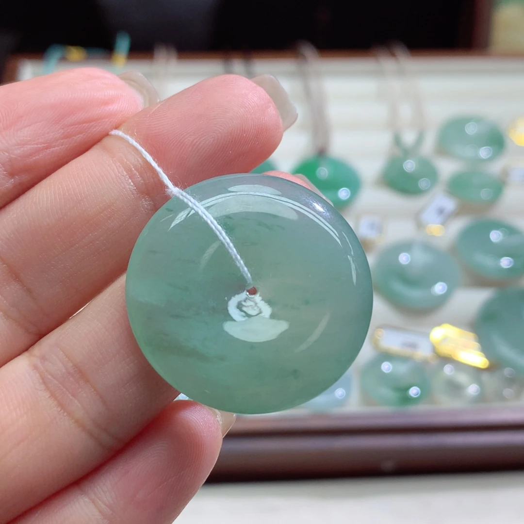 颈饰未镶嵌翡翠天然翡翠