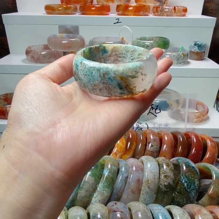 玛瑙/玉髓手镯未镶嵌