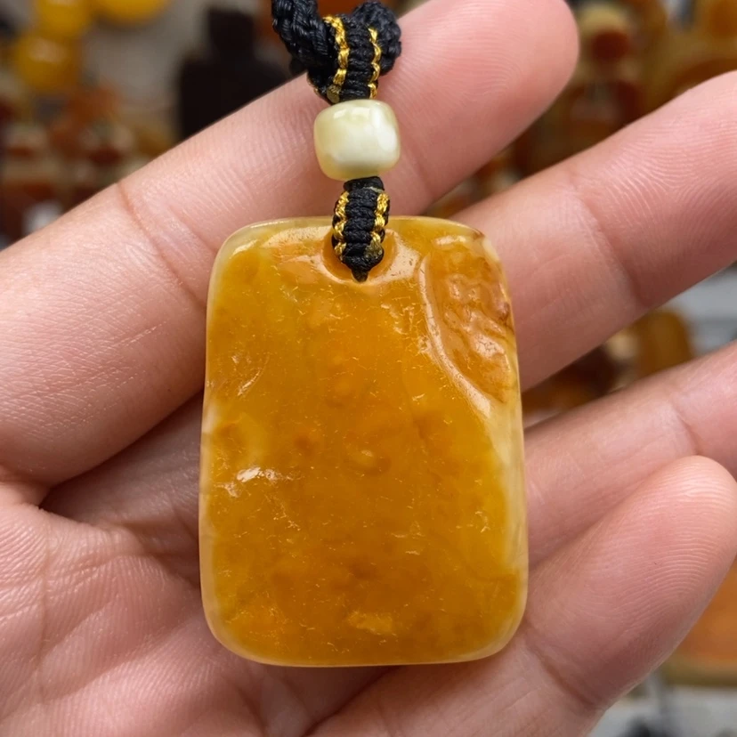 【闪购商品】琥珀颈饰未镶嵌