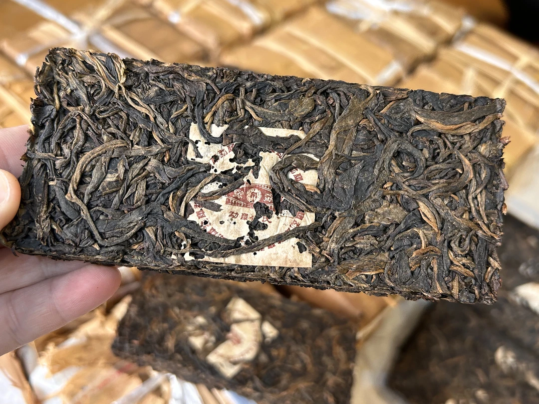 02勐库冰岛砖茶  单砖不带样