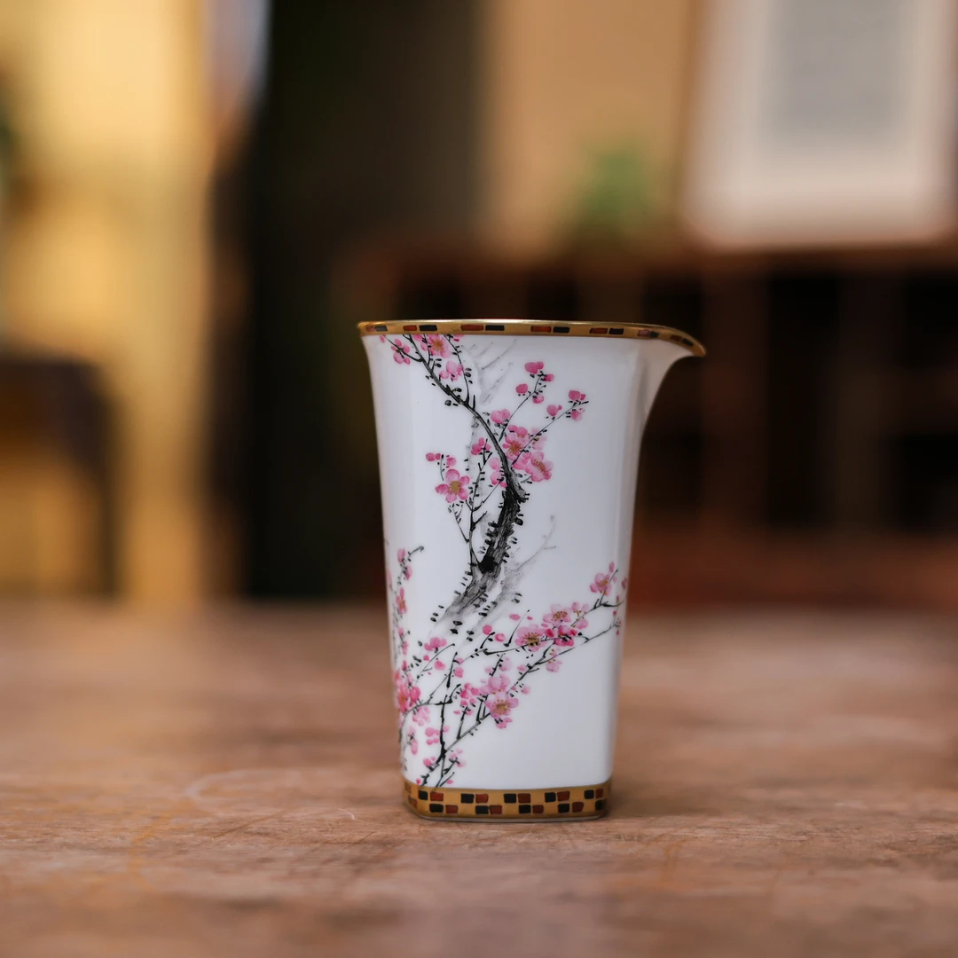 【阿茶】珠光月牙白-华隐堂-喜梅公道杯-180ml（华隐S1239）