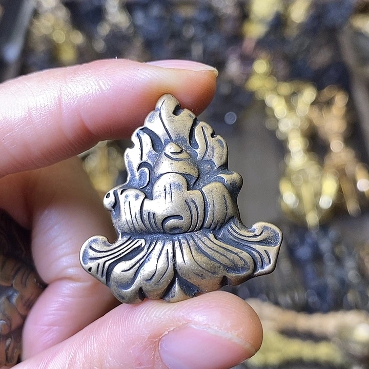 藏传青铜背面有印子福利福利福利