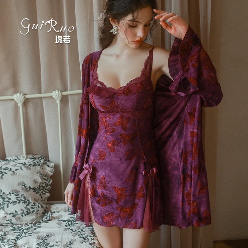 沄悸【云端漫步】内衣甜美蝴蝶印花火辣深V加胸垫睡裙外袍QJ5286