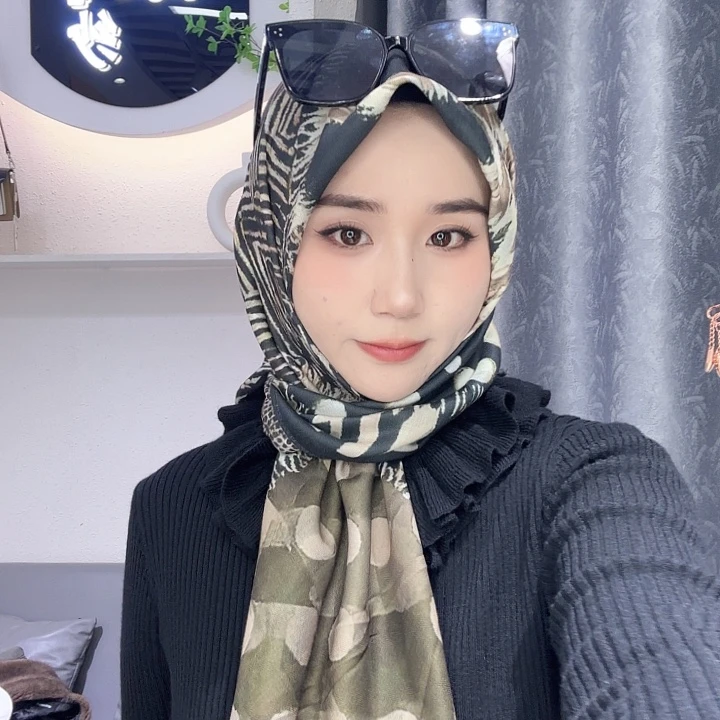 三醋酯纤维山羊绒新款羊方巾 绿色迷彩