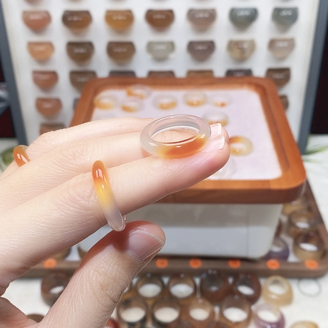 .***.玛瑙/玉髓未镶嵌戒指港12