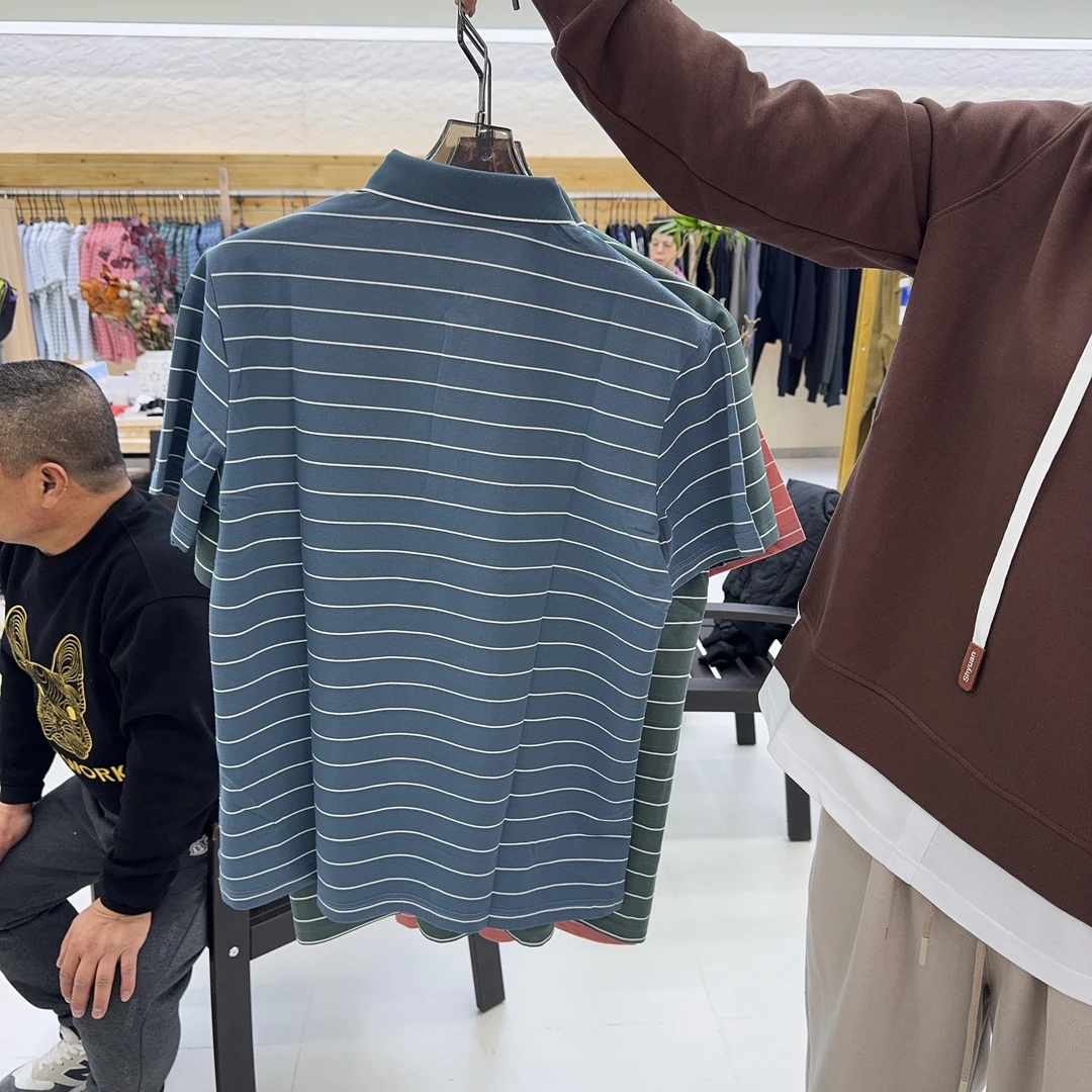 翻领横条潮流短t