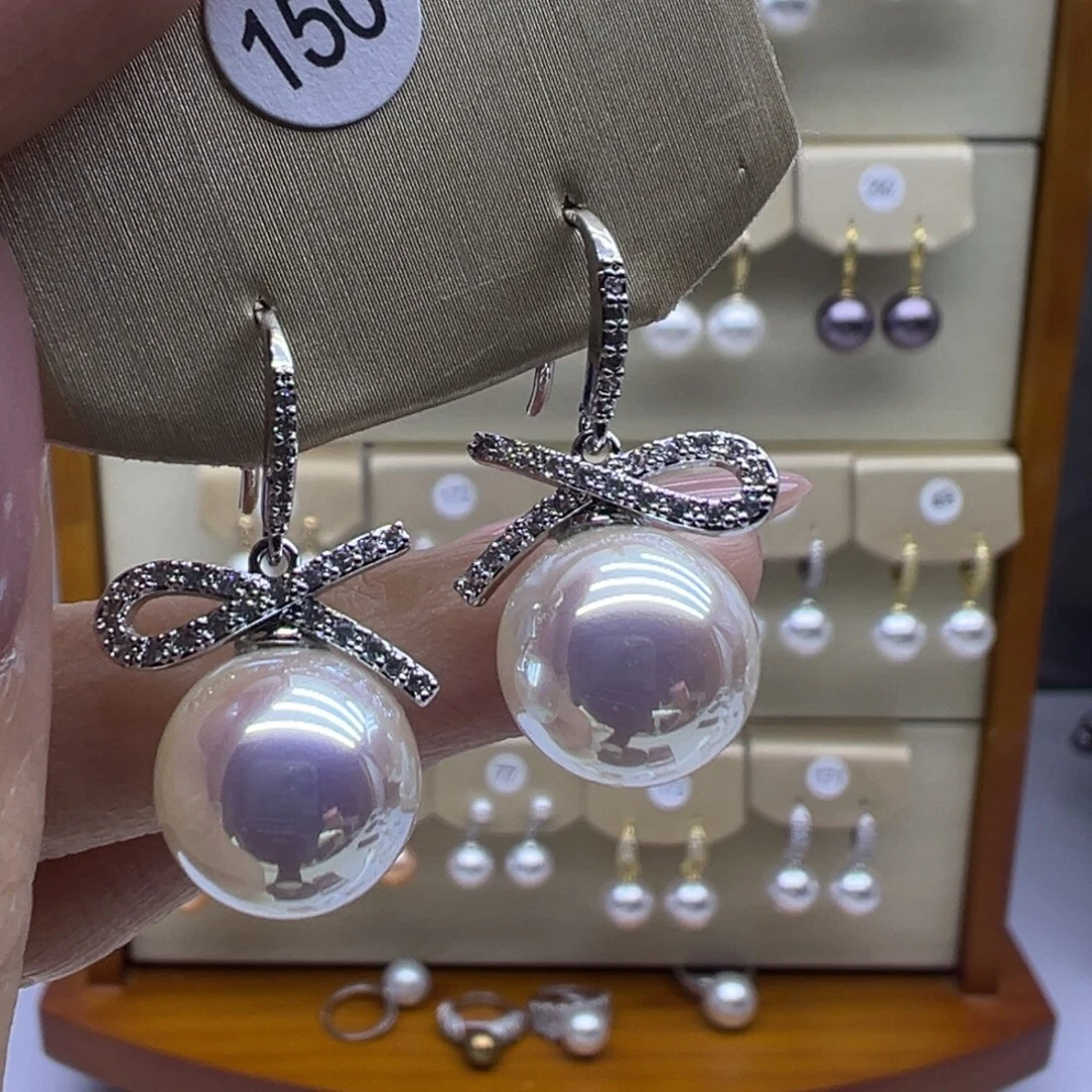 淡水珍珠耳饰未镶嵌