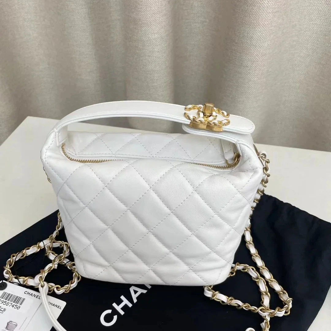 99新 Chanel/香奈儿 Chanel白色金扣饭hobo饭盒包25030091-01