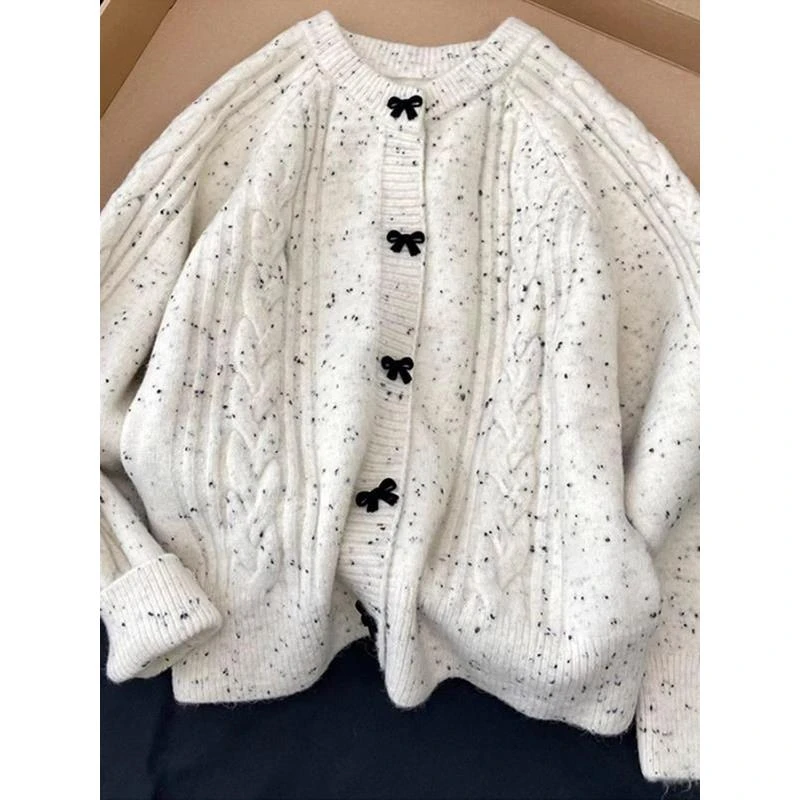 胖MM特大码300斤小香风蝴蝶结针织开衫女秋冬高级感宽松毛衣外套