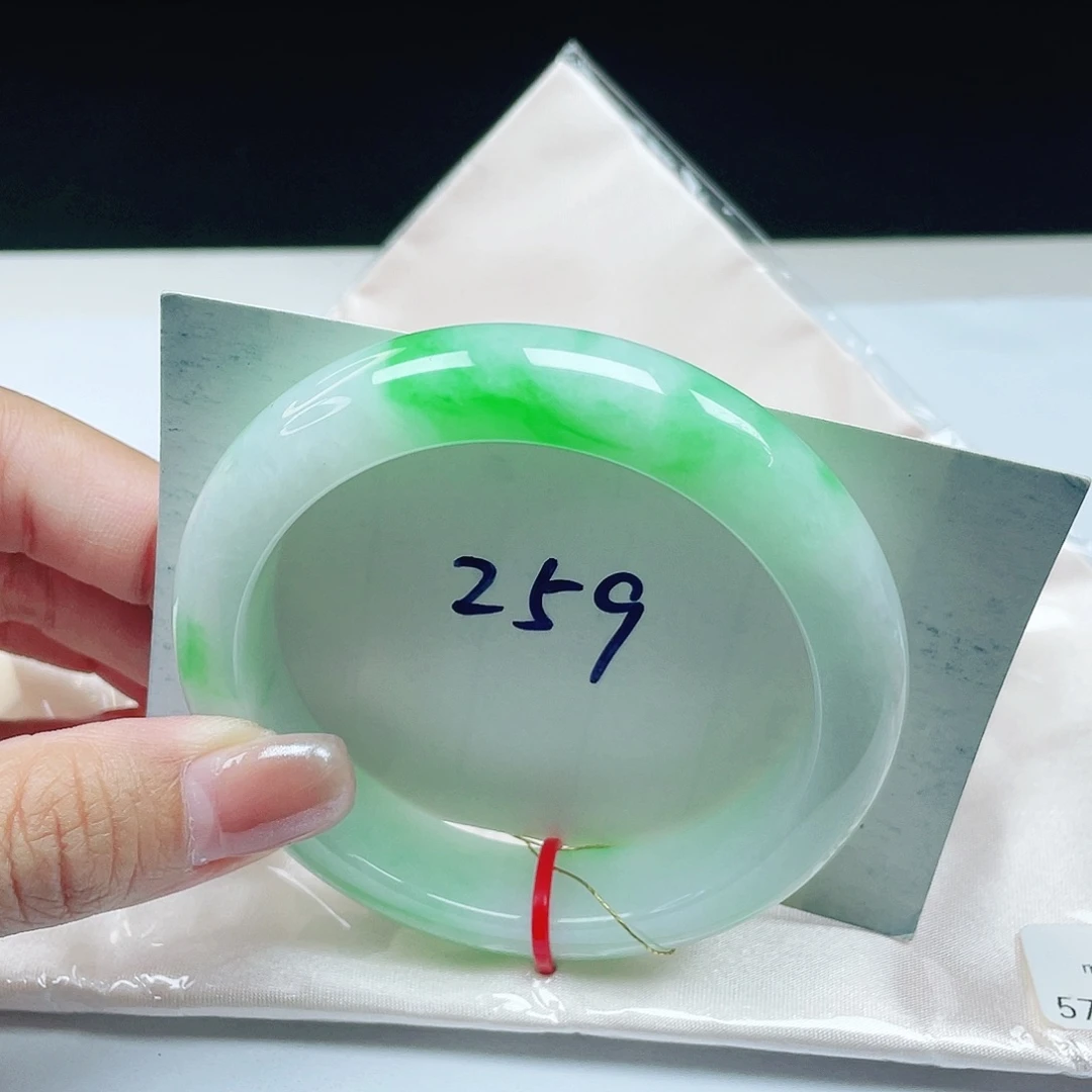 翡翠未镶嵌手镯 正圈57