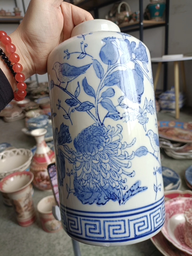 青花花盆手绘青花