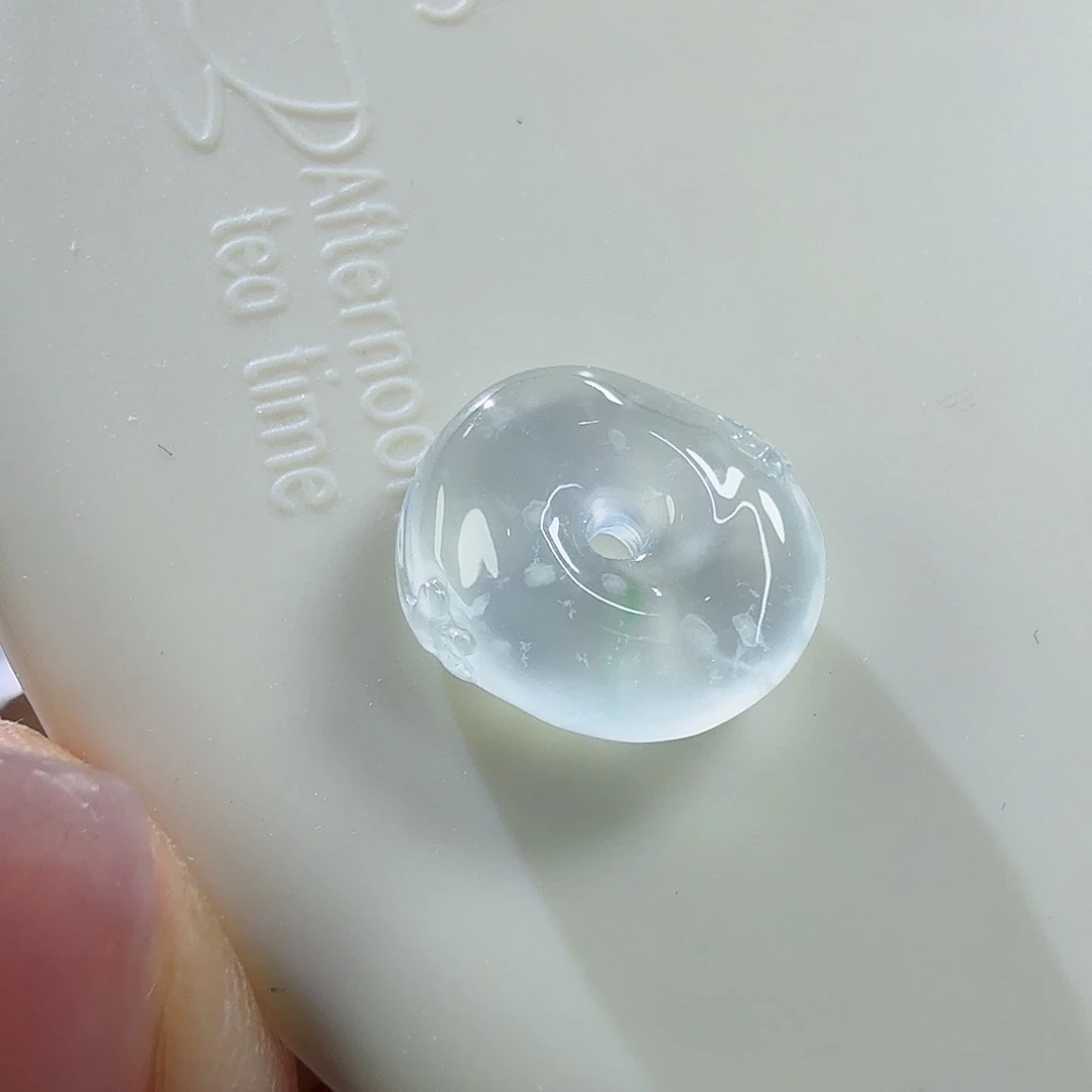 翡翠未镶嵌颈饰裸石