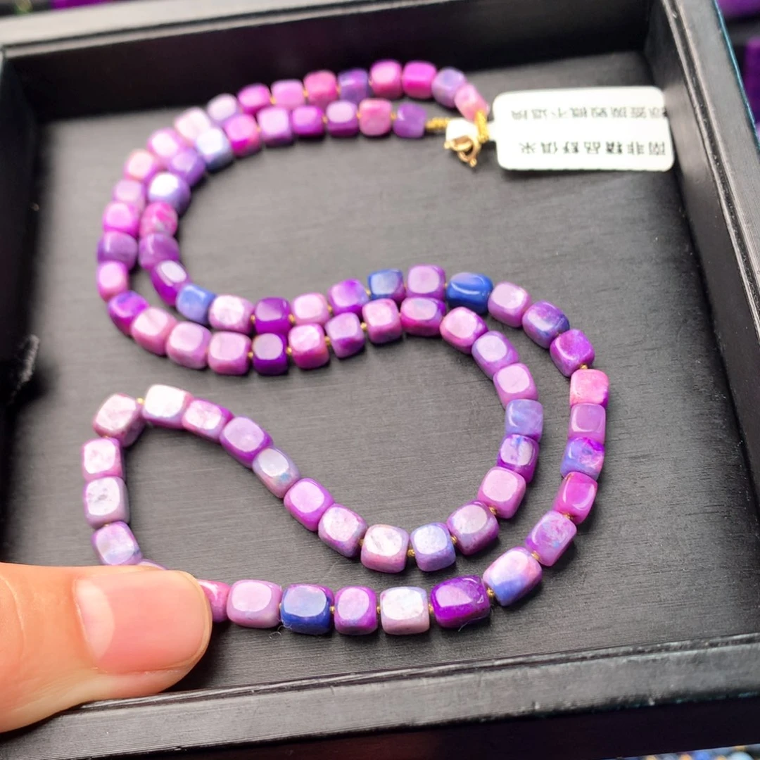 未镶嵌苏纪石（舒俱来）项链