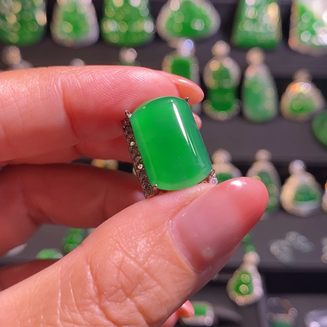 翡翠银S925镶嵌颈饰