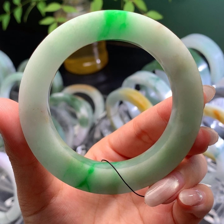 定制翡翠手镯未镶嵌