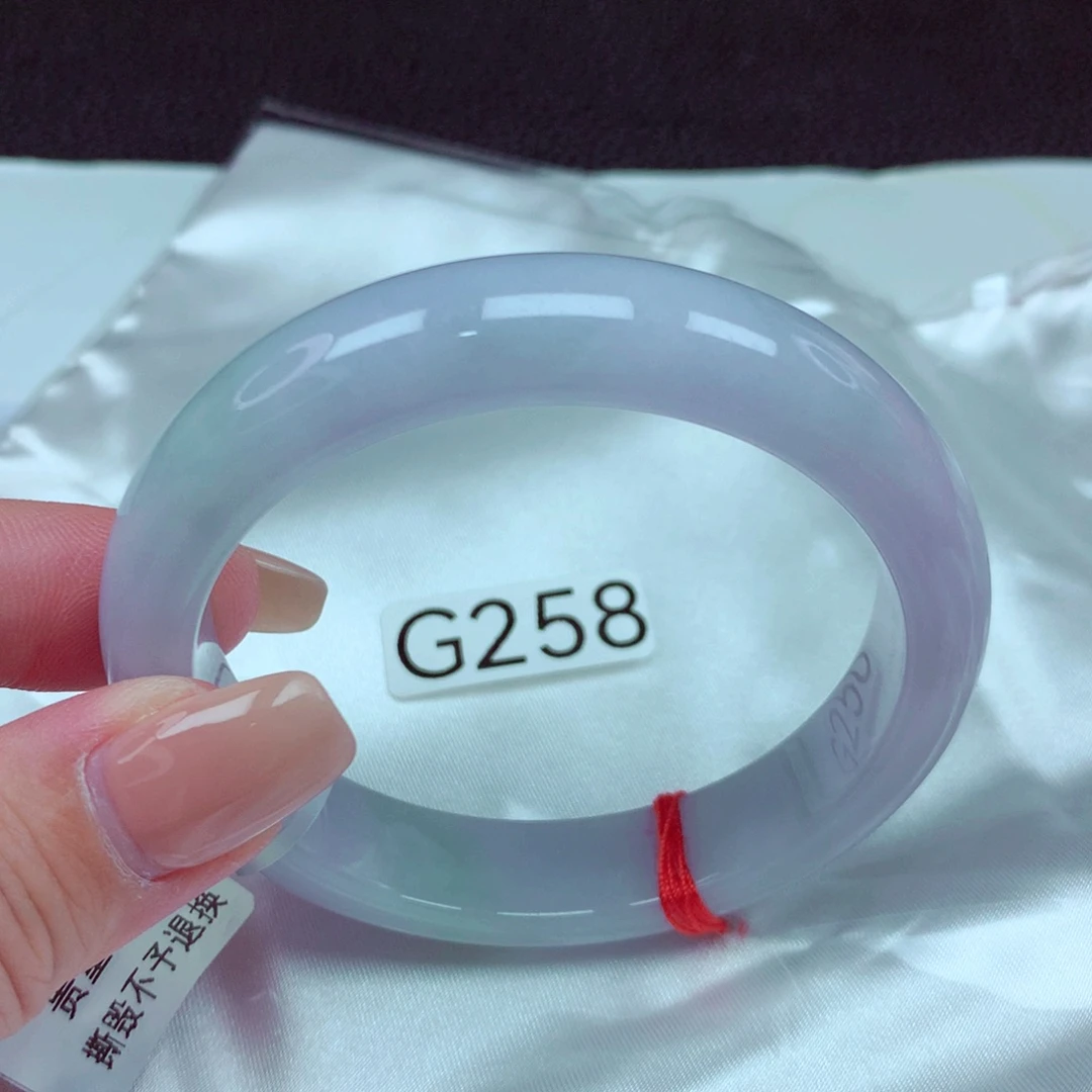 翡翠未镶嵌手镯手镯