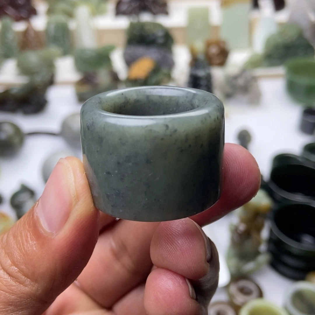 【闪购商品】颈饰未镶嵌翡翠