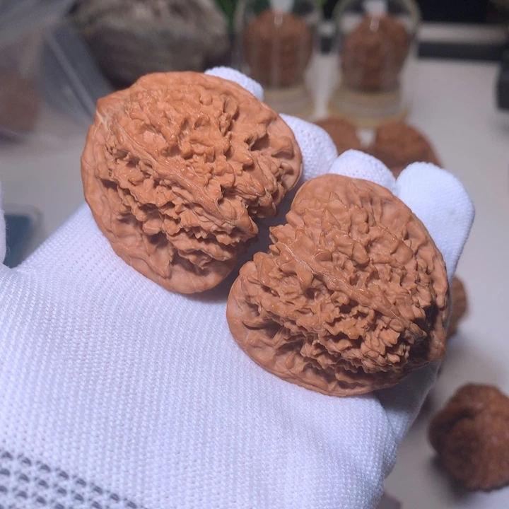 梦***有文玩核桃把件满天星