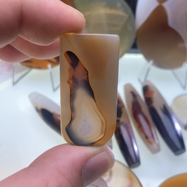 【闪购商品】玛瑙/玉髓吊坠(不含链)未镶嵌穿**空