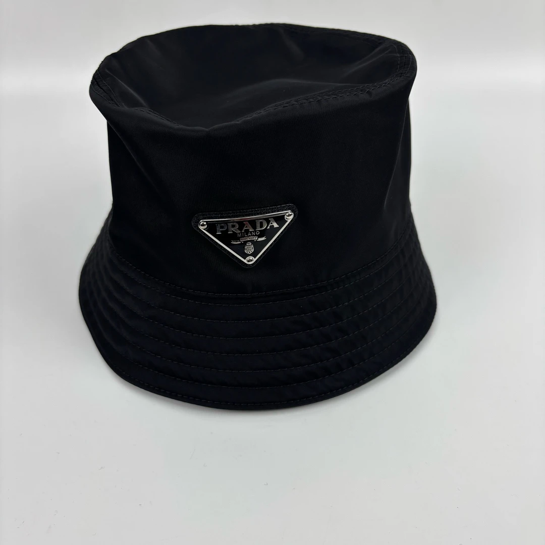 99新 Prada/普拉达 全新/PRADA/普拉达/纯色帽子/M码/SZ0089