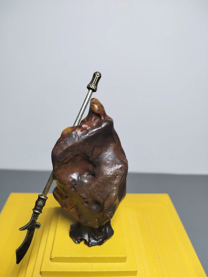 阿拉善戈壁老皮摆件。