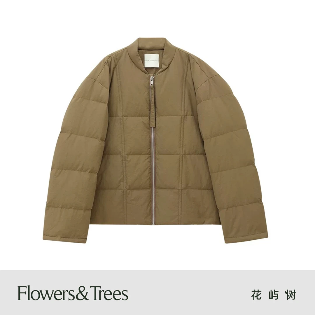 短款韩版减龄显瘦面包羽绒服，个性十足，慵懒、时尚感强，色彩独特！