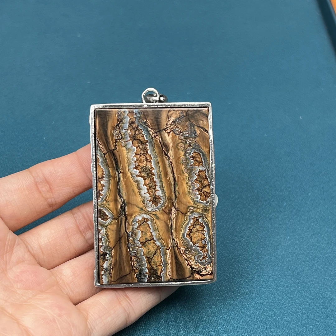 N1342天然猛犸牙 臼齿461无事牌 64.5克支持鉴定 假一罚四