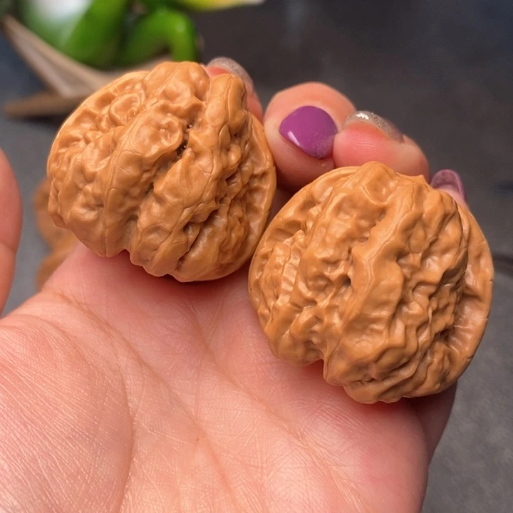 文玩核桃吊坠然*娃娃37010