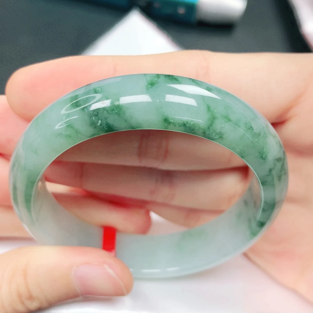 翡翠未镶嵌手镯54圈口贵妃