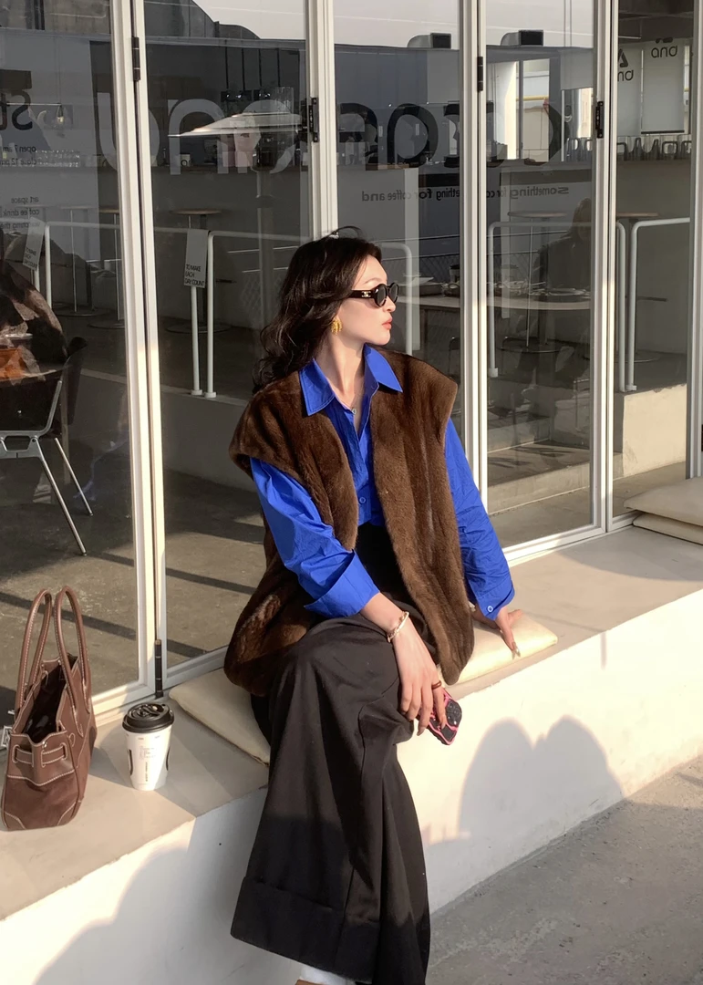 【新款预售】 2025新款马甲秋冬天短款水貂坎肩女士黑色时尚百搭