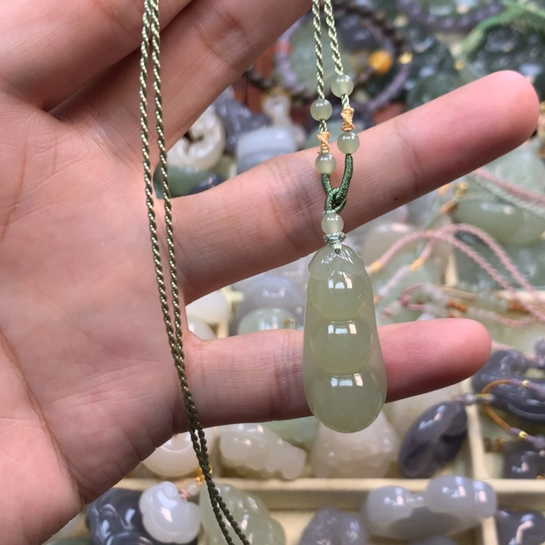 【闪购商品】颈饰未镶嵌和田玉