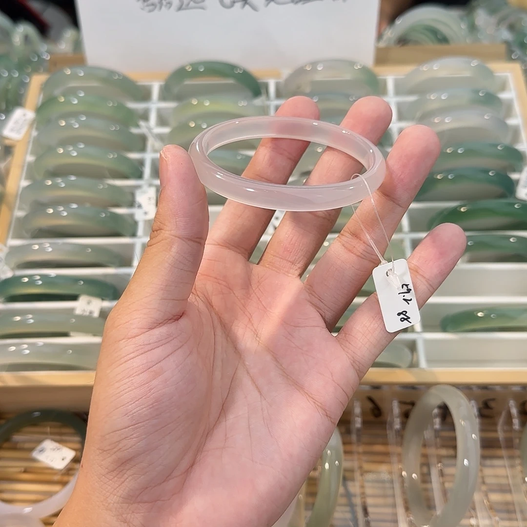 玛瑙/玉髓未镶嵌手镯圈口59.2