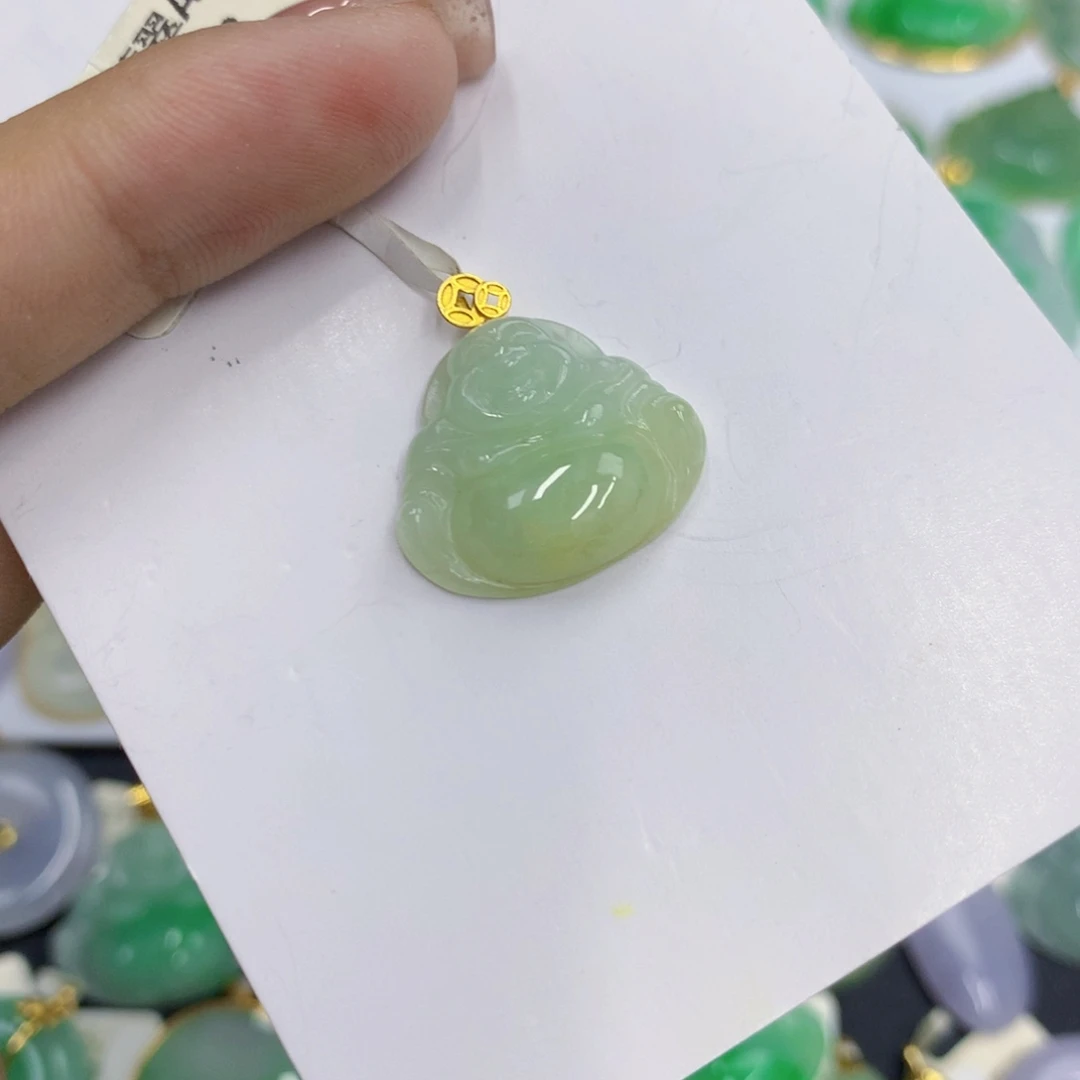 颈饰18K金镶嵌翡翠翡翠