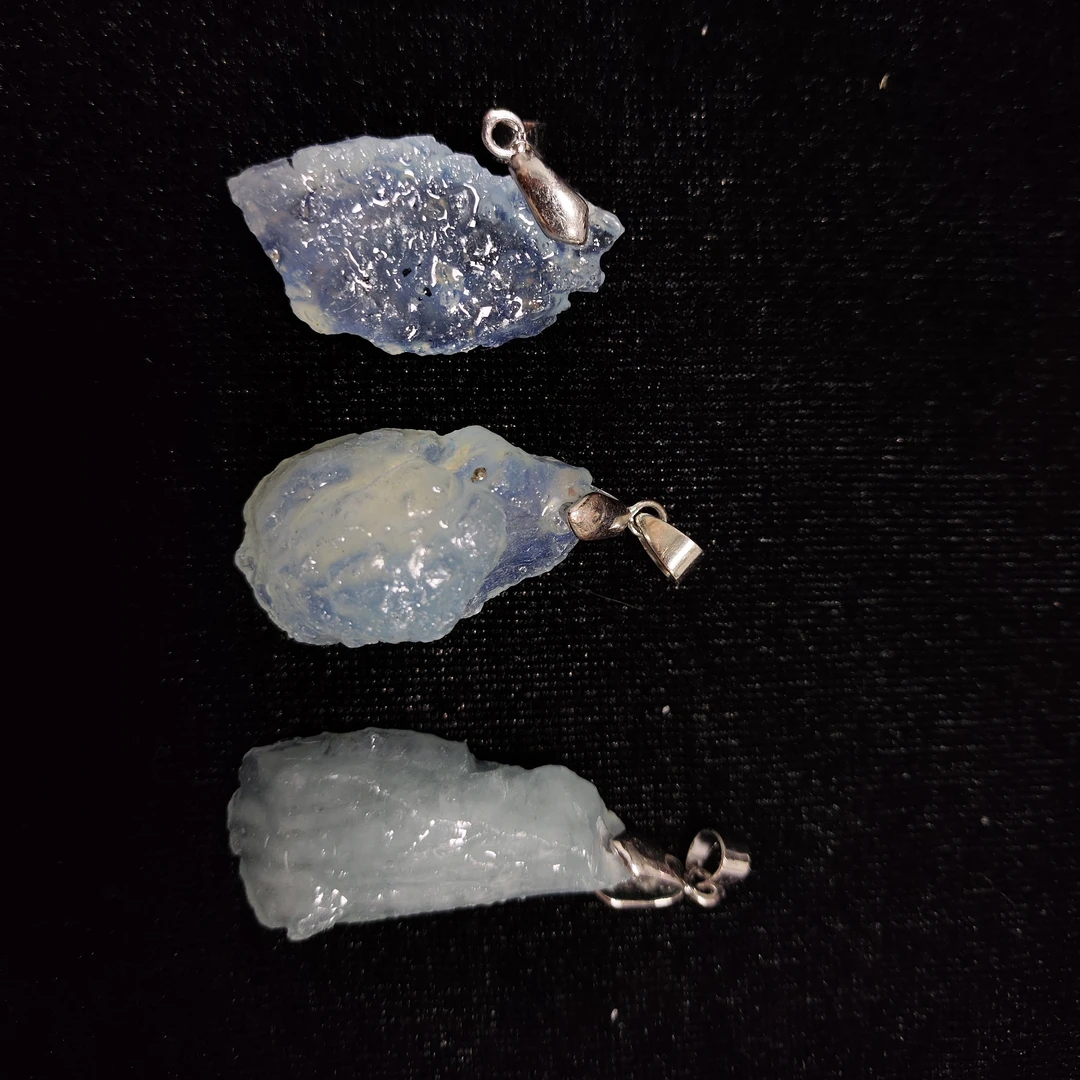 天然矿物原石，可作diy饰品配件，不规则，微瑕（介意勿拍）