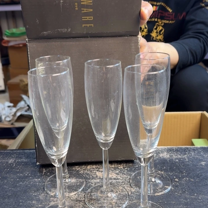 瓷片哈哈哈哈哈哈哈