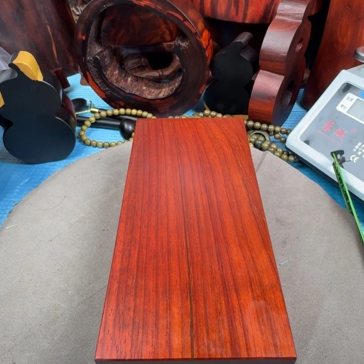 哥***给大果紫檀（缅甸花梨）