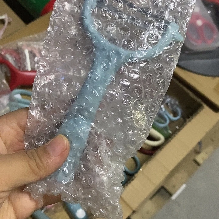 玉***兔蓝色的削皮刀一个