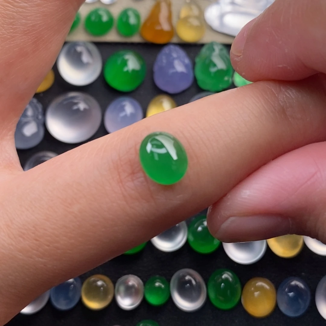 定制翡翠未镶嵌8.3/3.1