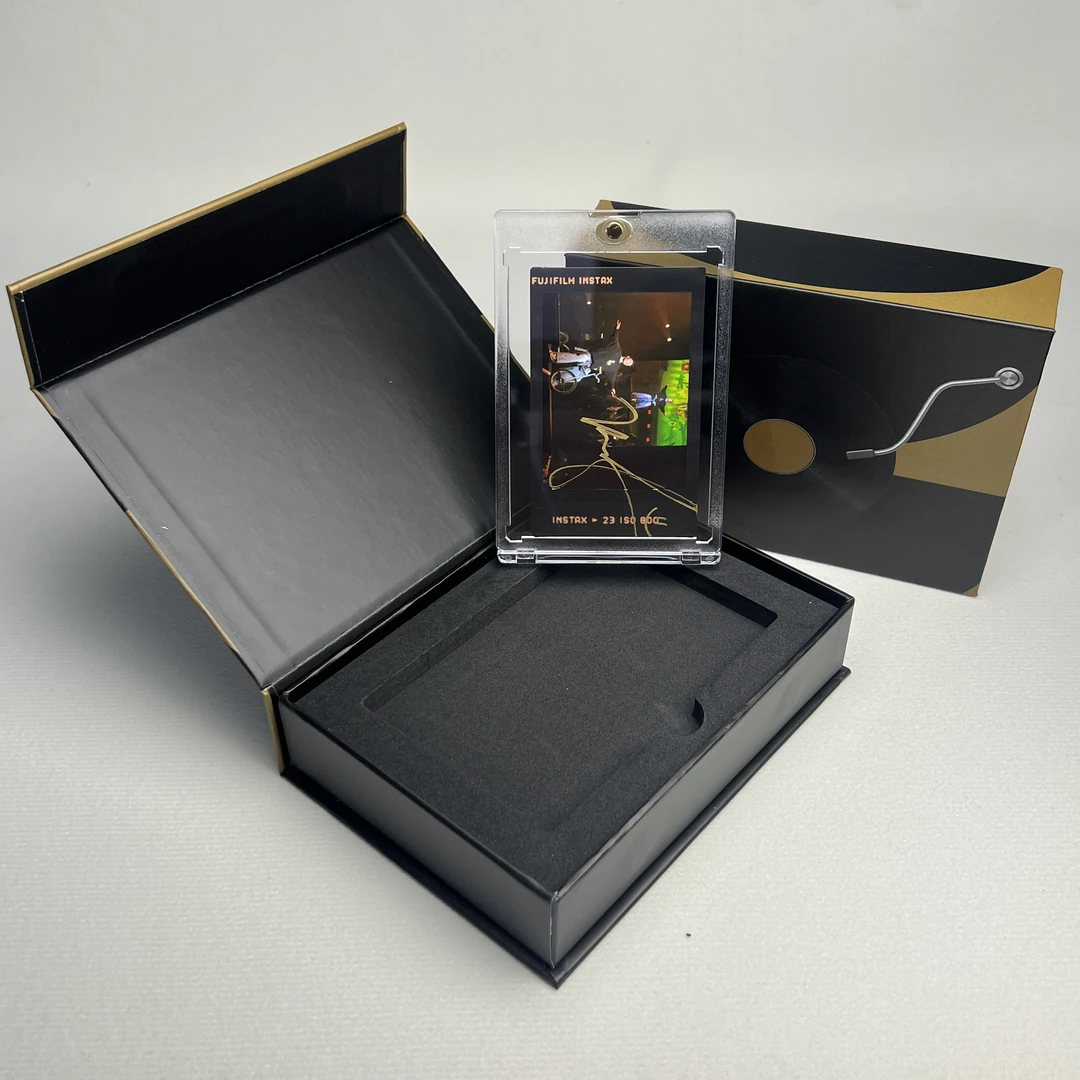 N4203周柏豪 签名正品拍立得照片 黑胶