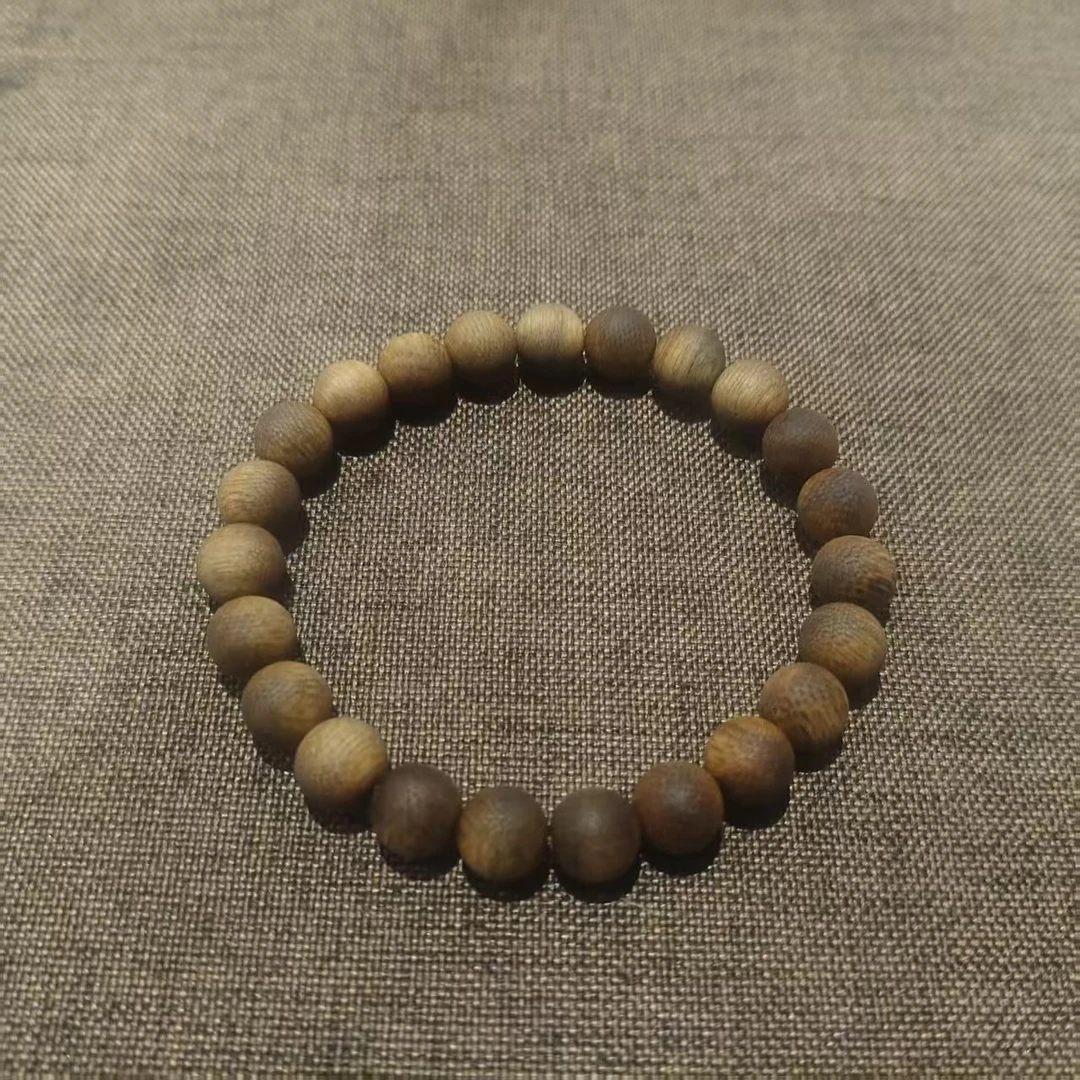 沉香莺歌绿奇楠圆珠单圈8mm（多样性发一）