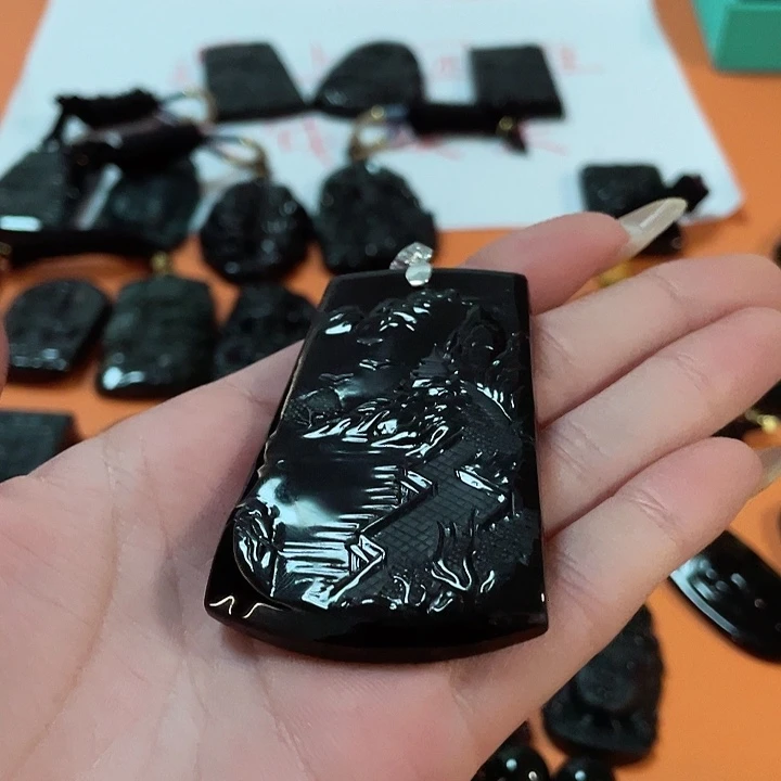 翡翠颈饰未镶嵌j翡翠吊坠