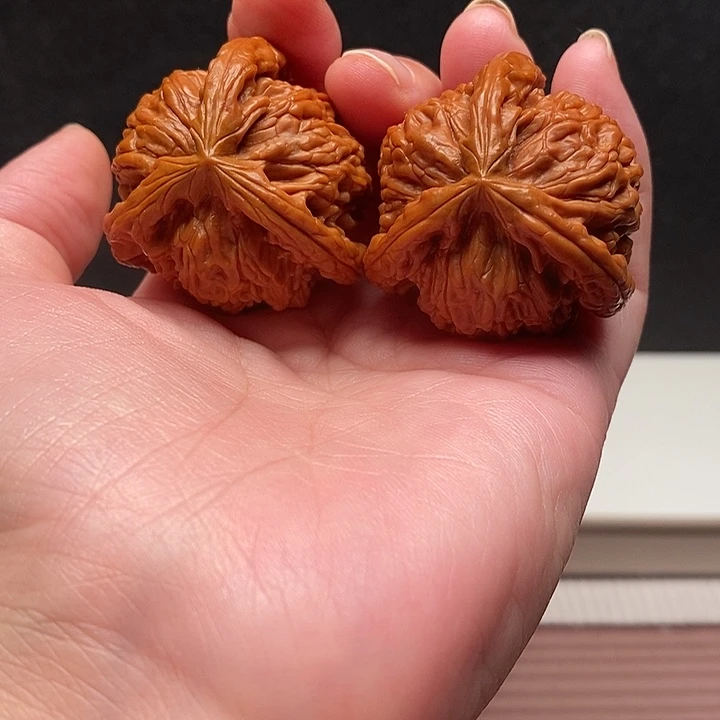 ****3吊坠文玩核桃白奔