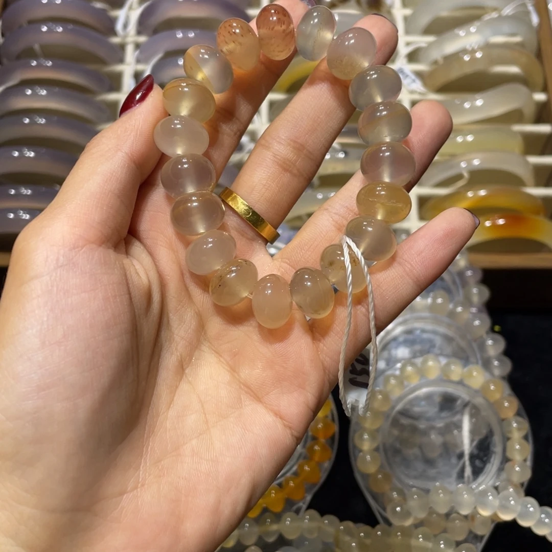 小***怡玛瑙/玉髓未镶嵌手链