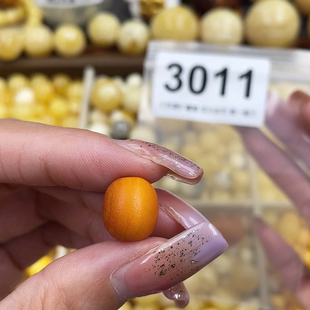 未镶嵌蜜蜡珠宝奇石11.9