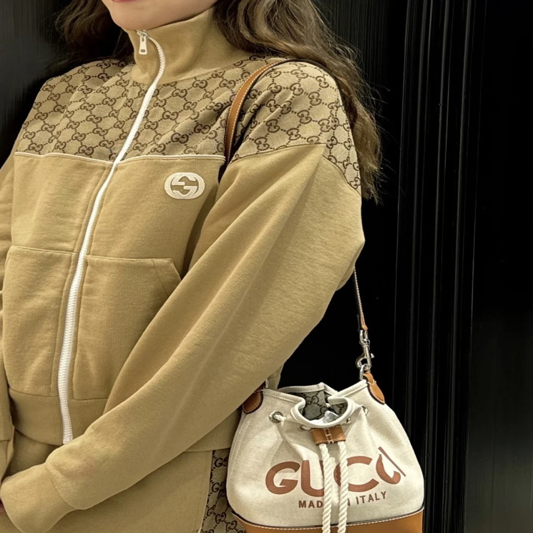 99新 GUCCI/古驰 玄色 24新款复古棕色拼接满印夹克 M码 99新