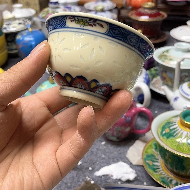 汪****7景德镇陶瓷研究所
