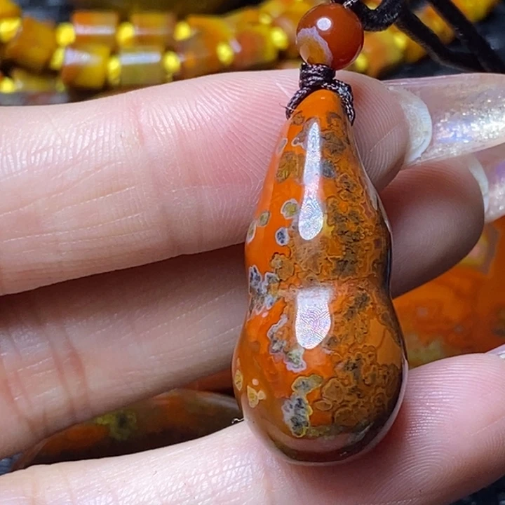 玛瑙/玉髓颈饰未镶嵌